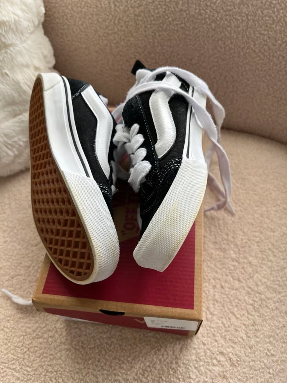 Big Kids Knu Skool Vans - Picture 3 of 3